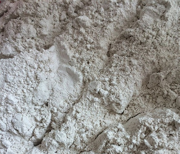 河蟹清塘消毒生石灰用多少量？需要注意什么？
